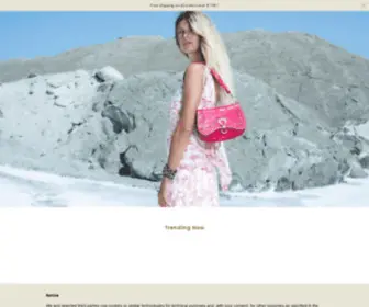 Campomaggi.com(Discover leather bags and accessories designed by Campomaggi) Screenshot