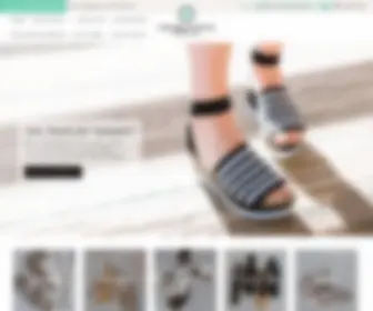 Charlestonshoeco.com(Charleston Shoe Company) Screenshot