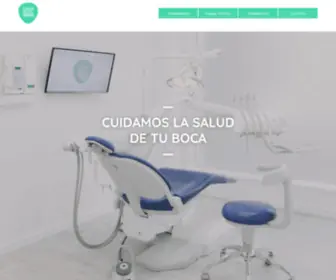 Clinicadentalarzua.com(Clínica Dental Arzúa) Screenshot