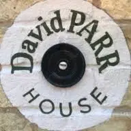 Davidparrhouse.org Logo