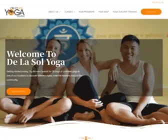Delasolyoga.com(De La Sol Yoga) Screenshot