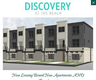 Discoveryattherealm.com(Discovery at The Realm Apartments is a pet) Screenshot