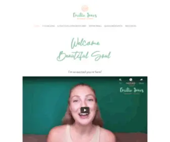 Emiliejones.co(1:1 Online Coaching for Millennial Women) Screenshot