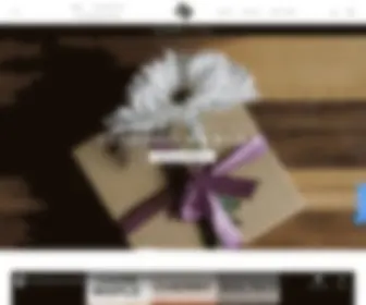 Hipflaskplus.com(Shop customized drinkware) Screenshot