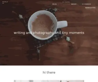 Michellegd.com(Writing and photography and tiny moments) Screenshot