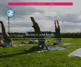 Ravenswingyoga.com(Raven's Wing Yoga) Screenshot