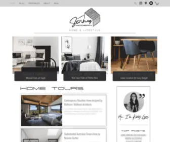 Strikingmodernhome.com(Home & Lifestyle Blog) Screenshot