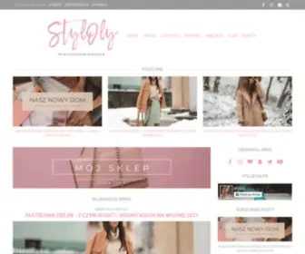 STyloly.com(STyloly) Screenshot