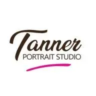 Tannerfamilyportraits.com Logo