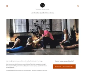 Thelivingyoga.com(Living Yoga) Screenshot